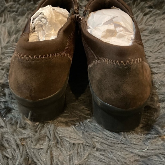 Ladies Faux Suede Brown Clarks Cloudsteppers - Picture 7 of 7